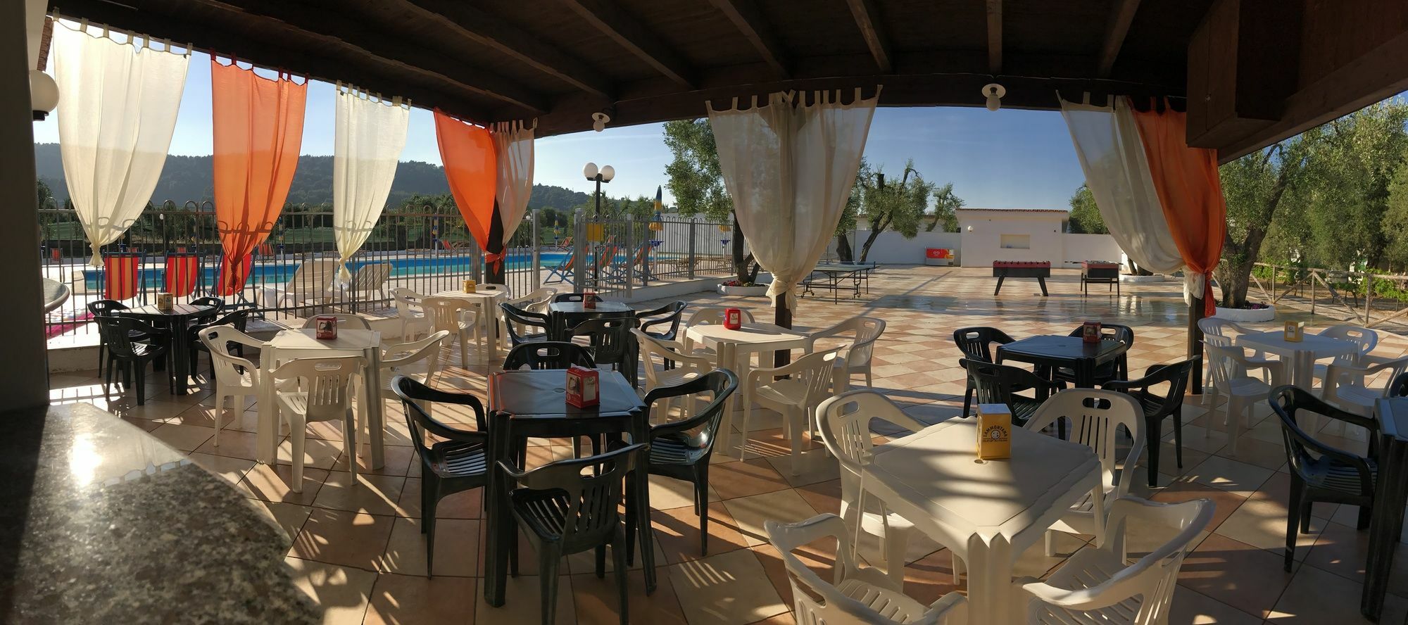 Funno Delle Noci Hotel Пешичи Екстериор снимка